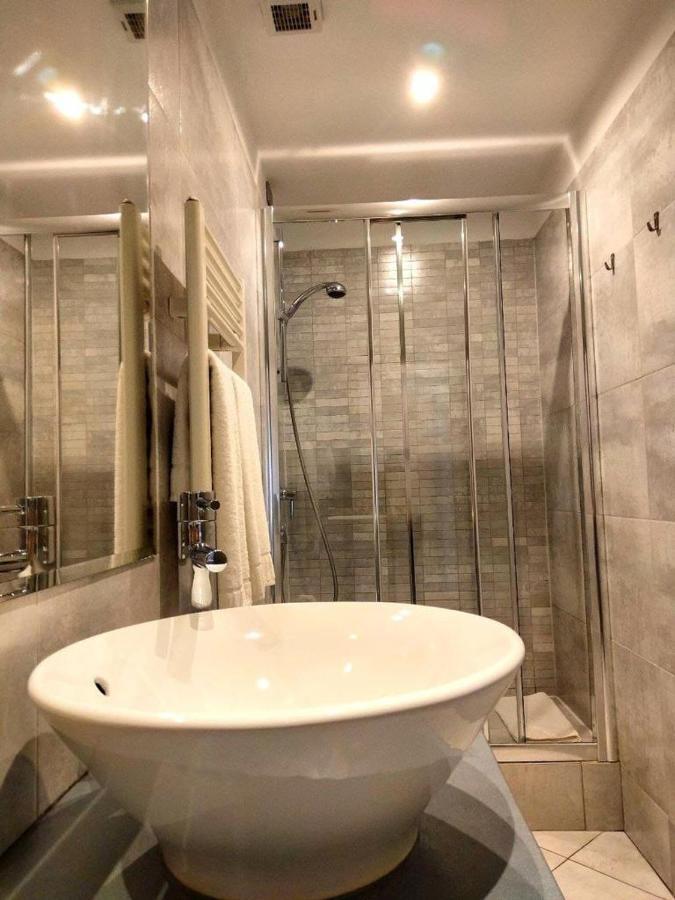 Il Vecchio Borgo Relais Hotel Como Bagian luar foto