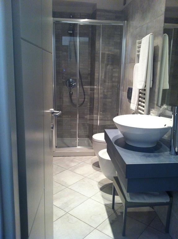 Il Vecchio Borgo Relais Hotel Como Ruang foto